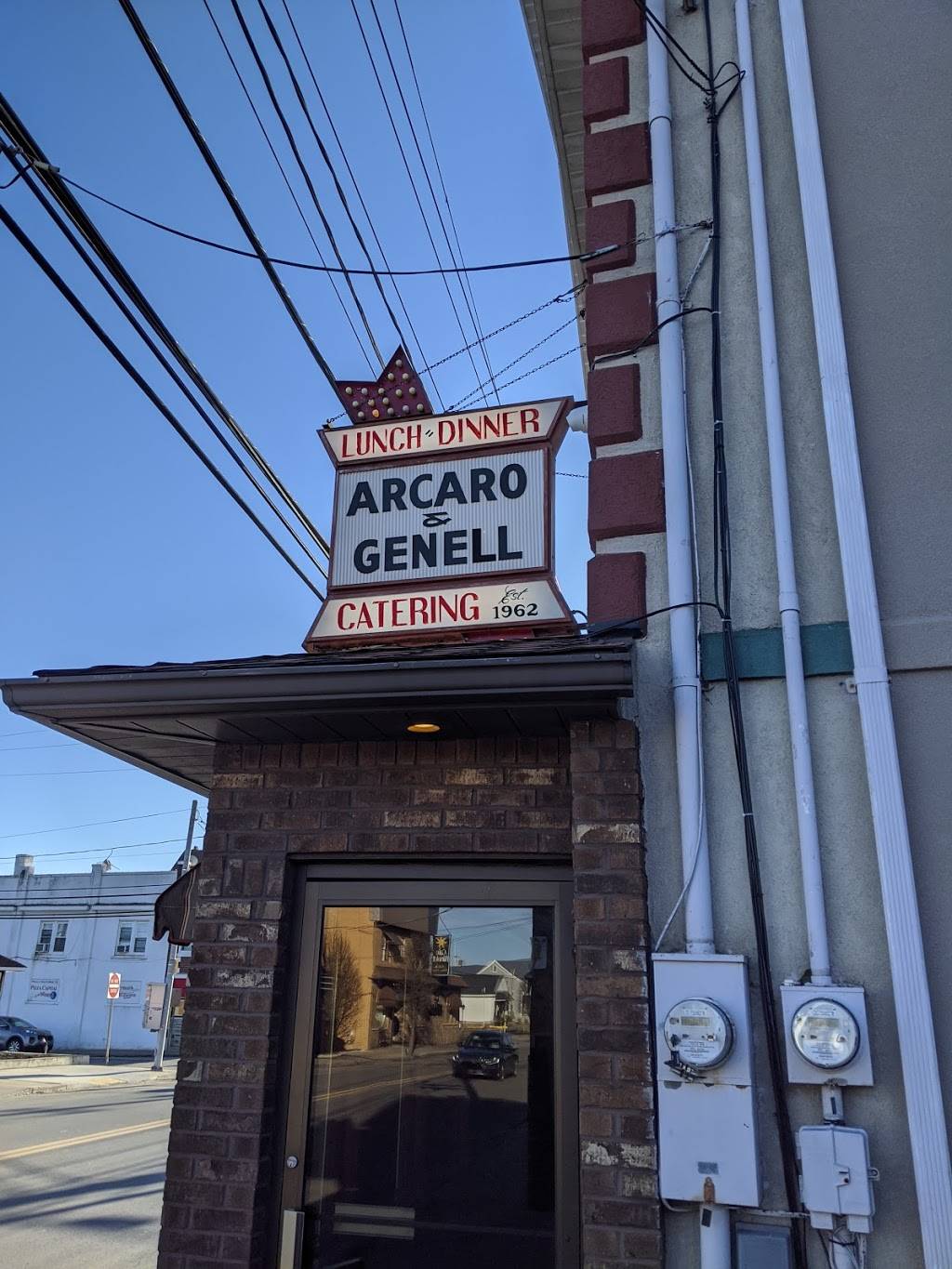Arcaro and Genell | restaurant | Old Forge, PA 18518, USA | 5704575555 OR +1 570-457-5555
