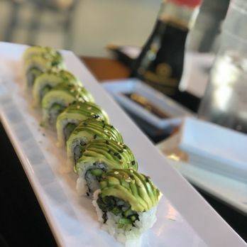RollEat Sushi | restaurant | 148 W State St, Kennett Square, PA 19348, United States | 4847327197 OR +1 484-732-7197