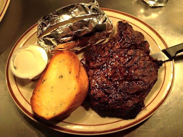 Lakewood Inn Restaurant | restaurant | 5675 LA-9, Creston, LA 71070, USA | 3188752263 OR +1 318-875-2263