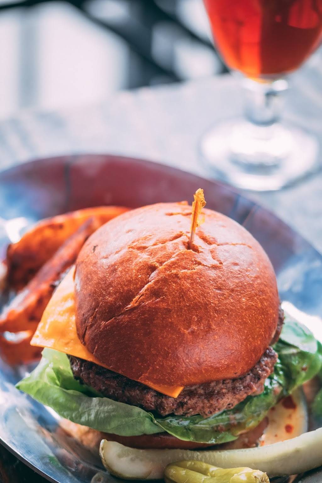 Revel Public House | restaurant | 140 S Palm Canyon Dr, Palm Springs, CA 92262, USA | 7603259464 OR +1 760-325-9464