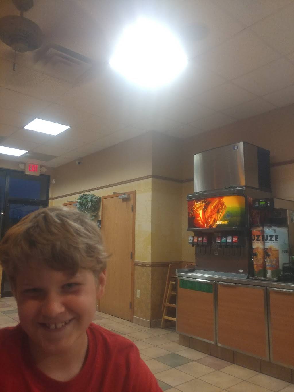 Subway | restaurant | 2068 E Market St, Akron, OH 44312, USA | 3307338728 OR +1 330-733-8728