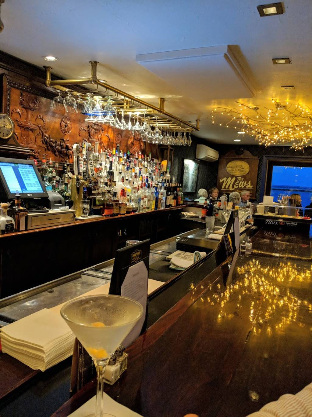 The Mews Restaurant & Cafe | cafe | 429 Commercial St, Provincetown, MA 02657, USA | 5084871500 OR +1 508-487-1500