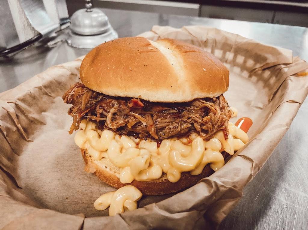 Broken Bones Smokin Good Barbecue | restaurant | 13395 Voyager Pkwy, Colorado Springs, CO 80921, USA | 7194878303 OR +1 719-487-8303