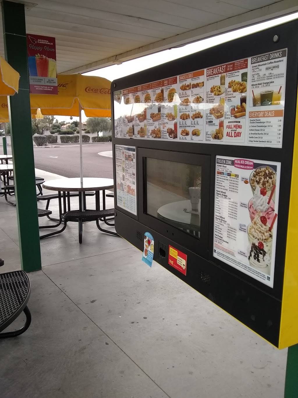 Sonic Drive-In | restaurant | 6935 E Baseline Rd, Mesa, AZ 85208, USA | 4808547573 OR +1 480-854-7573