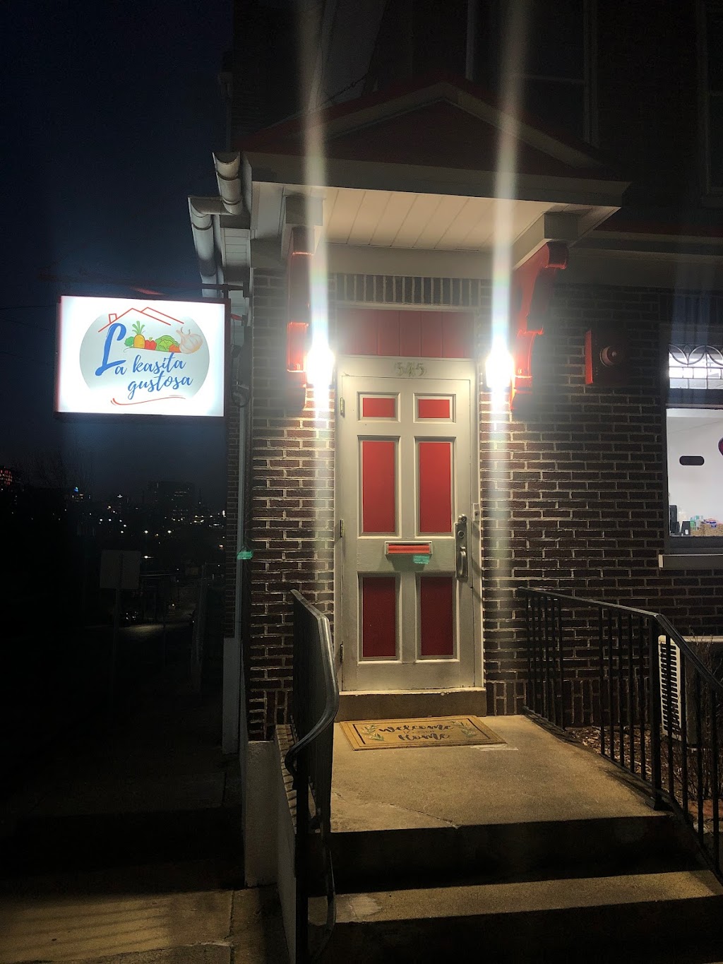 La Kasita Gustosa | restaurant | 545 Cleveland St, Allentown, PA 18103, USA | 4842746062 OR +1 484-274-6062