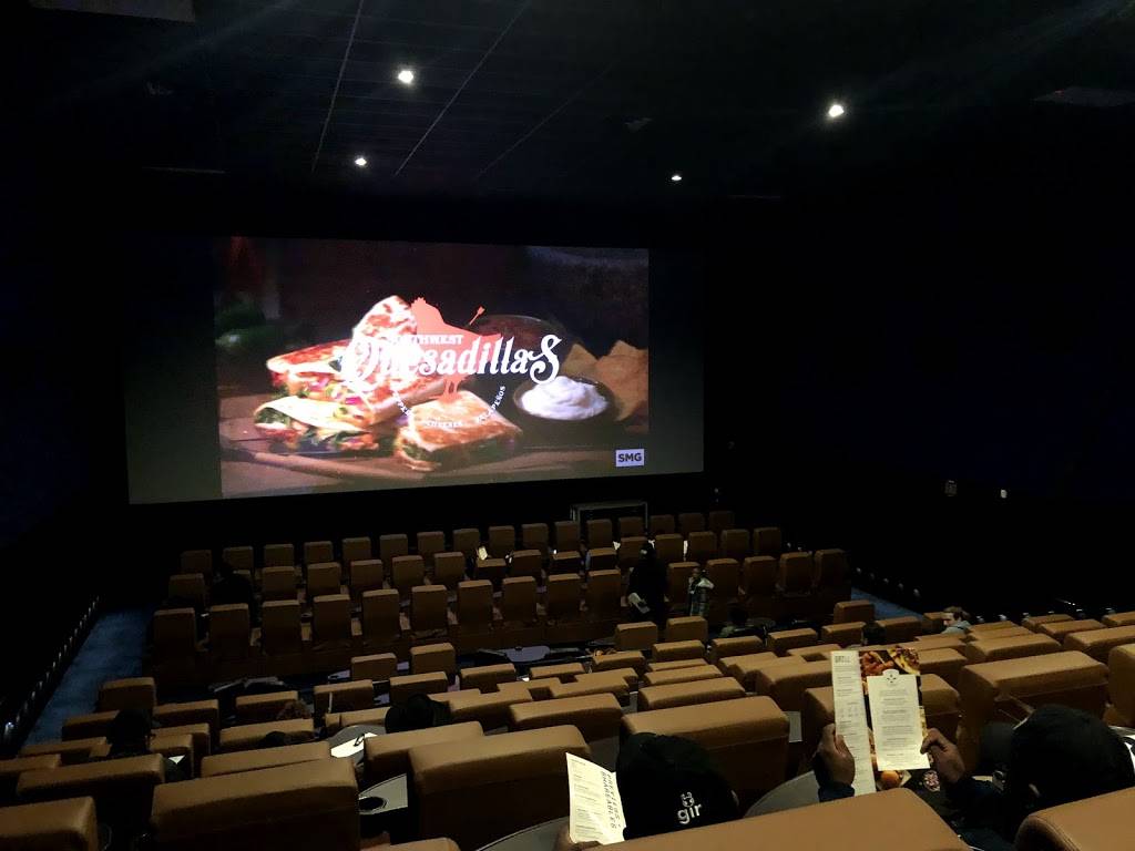 Studio Movie Grill Pearland | restaurant | 8440 S Sam Houston Pkwy E, Houston, TX 77075, USA | 7138212400 OR +1 713-821-2400