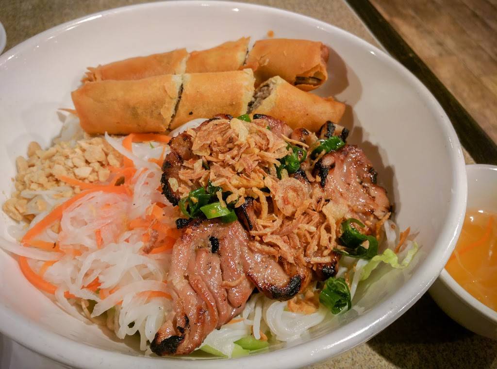 Phở Ao Sen | restaurant | 665 San Pablo Ave, Albany, CA 94706, USA | 5106795000 OR +1 510-679-5000