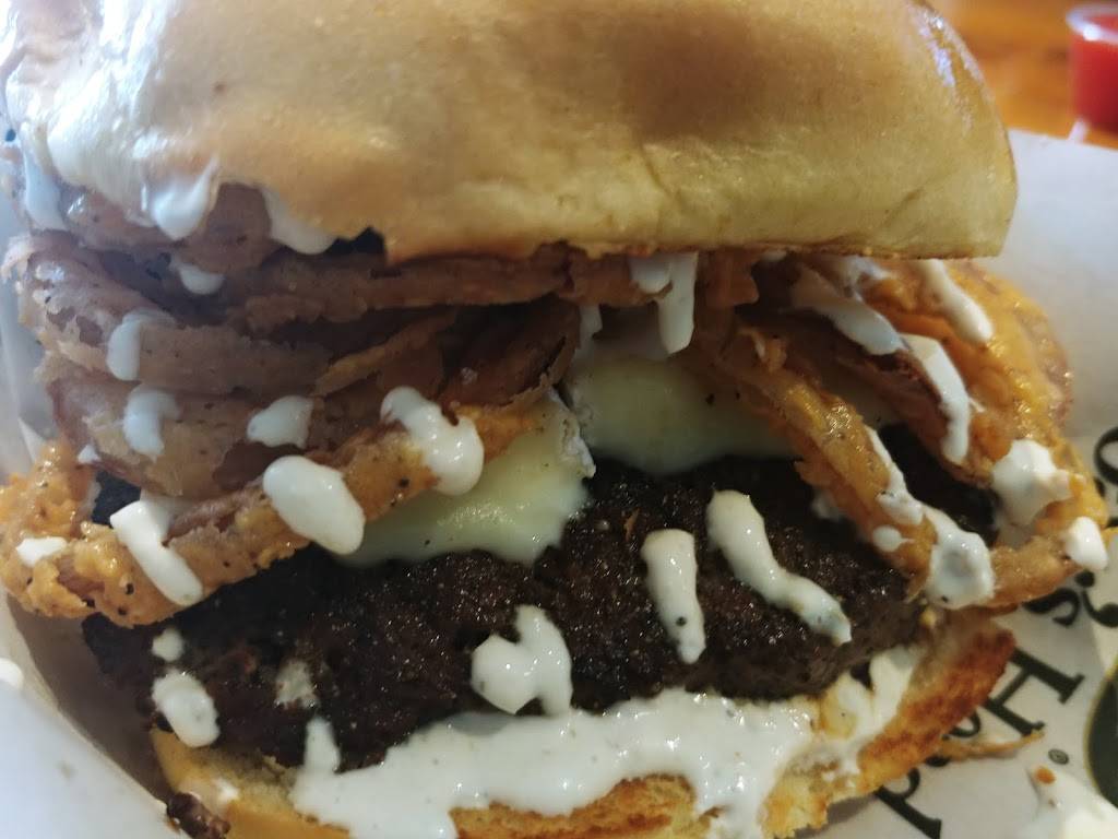 City Limits Taproom | restaurant | 2620 N Woodland Blvd, DeLand, FL 32720, USA | 3869566825 OR +1 386-956-6825