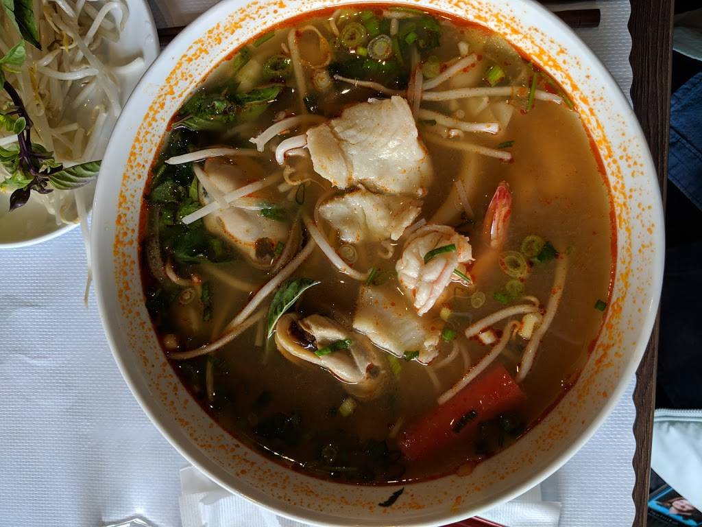 Pho Banh Mi | restaurant | 405 University Ave, Palo Alto, CA 94301, USA | 6503846614 OR +1 650-384-6614