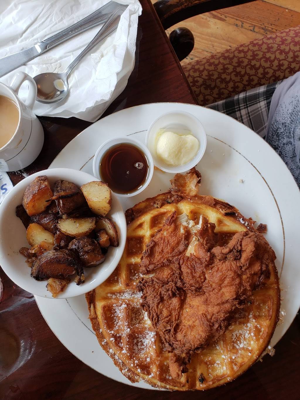 DJs Rajun Cajun & Steakhouse | restaurant | 309 N Sycamore St, Petersburg, VA 23803, USA | 8047048940 OR +1 804-704-8940