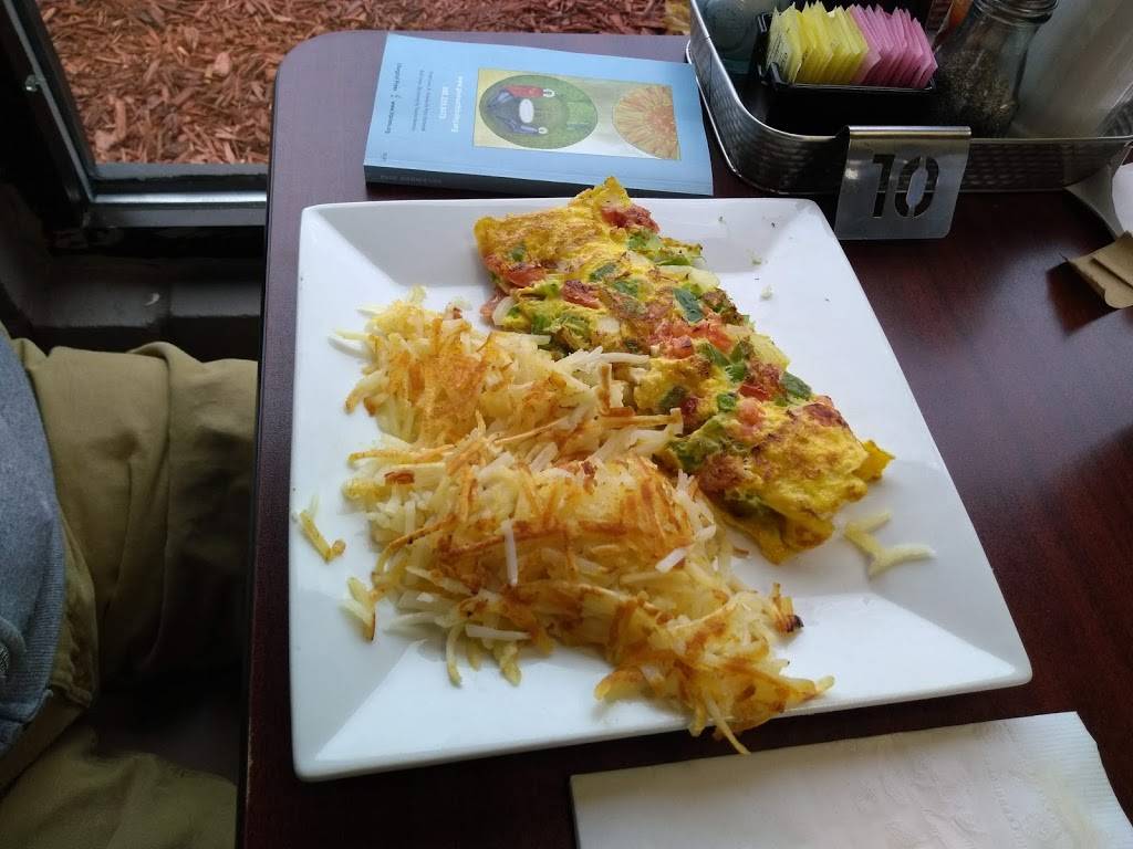 Daybreak | restaurant | 6212 Memphis Ave, Cleveland, OH 44144, USA | 2168621004 OR +1 216-862-1004