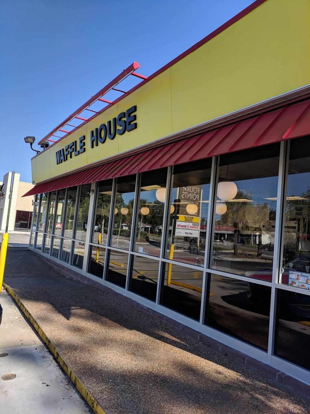 Waffle House | meal takeaway | 8514 Baymeadows Rd, Jacksonville, FL 32256, USA | 9047399487 OR +1 904-739-9487