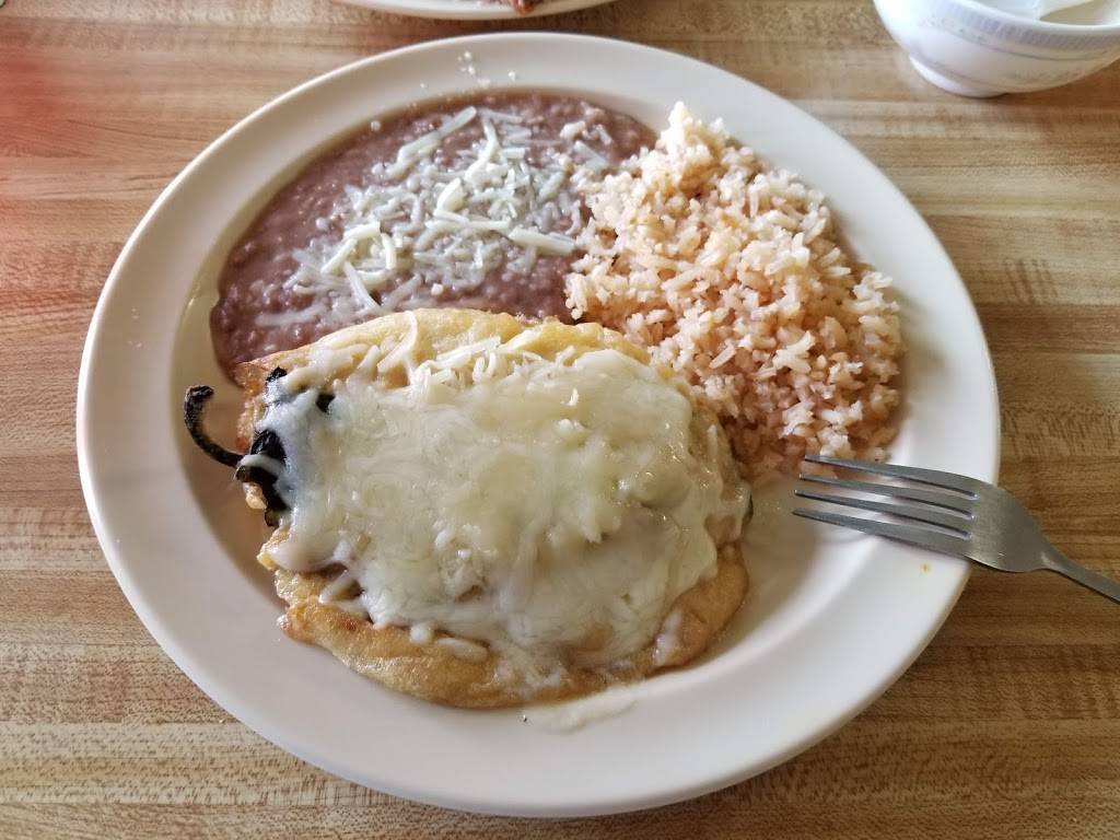 Ramirez Restaurant | restaurant | 8740 S Main St, San Joaquin, CA 93660, USA | 5596932246 OR +1 559-693-2246