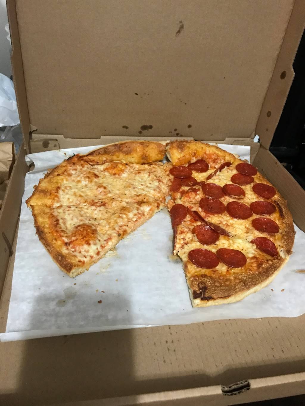 Boston House of Pizza | meal delivery | 956 American Legion Hwy, Roslindale, MA 02131, USA | 6173231010 OR +1 617-323-1010