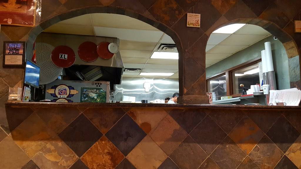 Grazianos Pizza Restaurant | restaurant | 11042 Limonite Ave, Mira Loma, CA 91752, USA | 9513713333 OR +1 951-371-3333