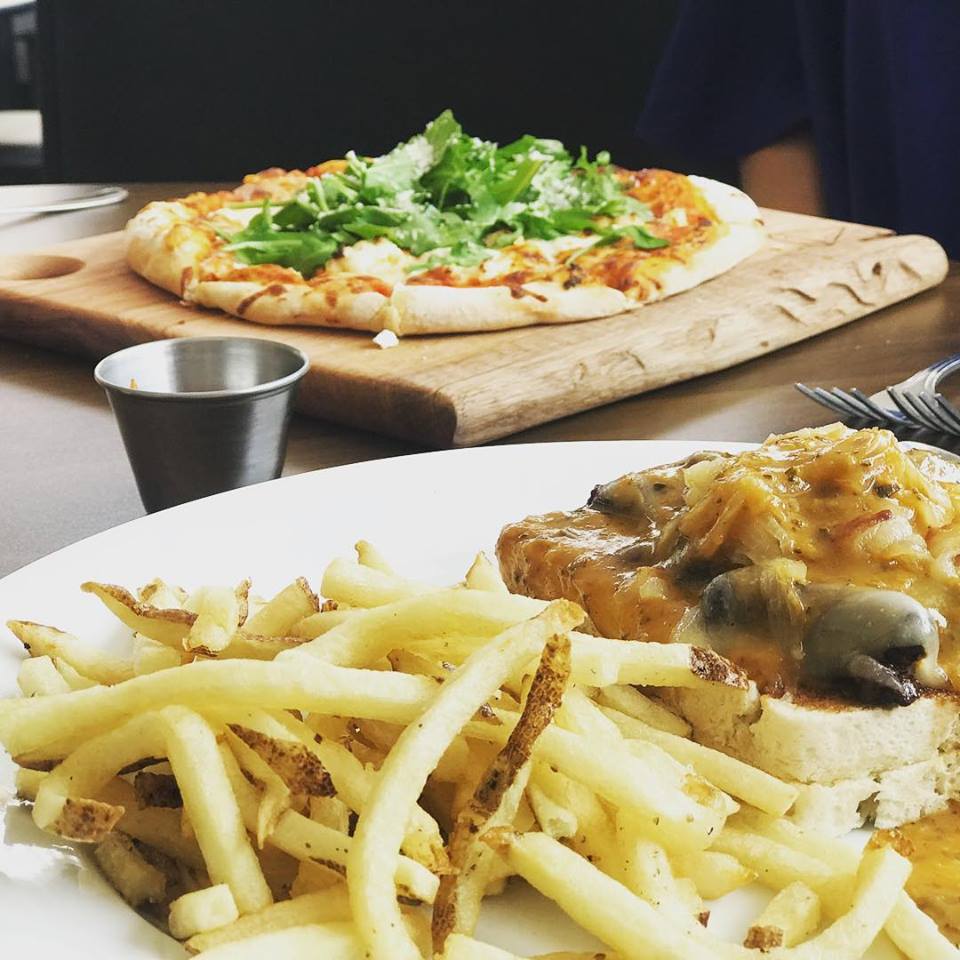 Karat Bar and Bistro | restaurant | 800 Ohio Ave, Wichita Falls, TX 76301, USA | 9407200175 OR +1 940-720-0175