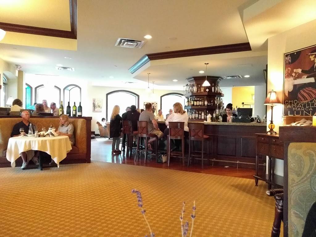 Lolas On the Lake | restaurant | 101 Osthoff Ave, Elkhart Lake, WI 53020, USA | 9208765840 OR +1 920-876-5840