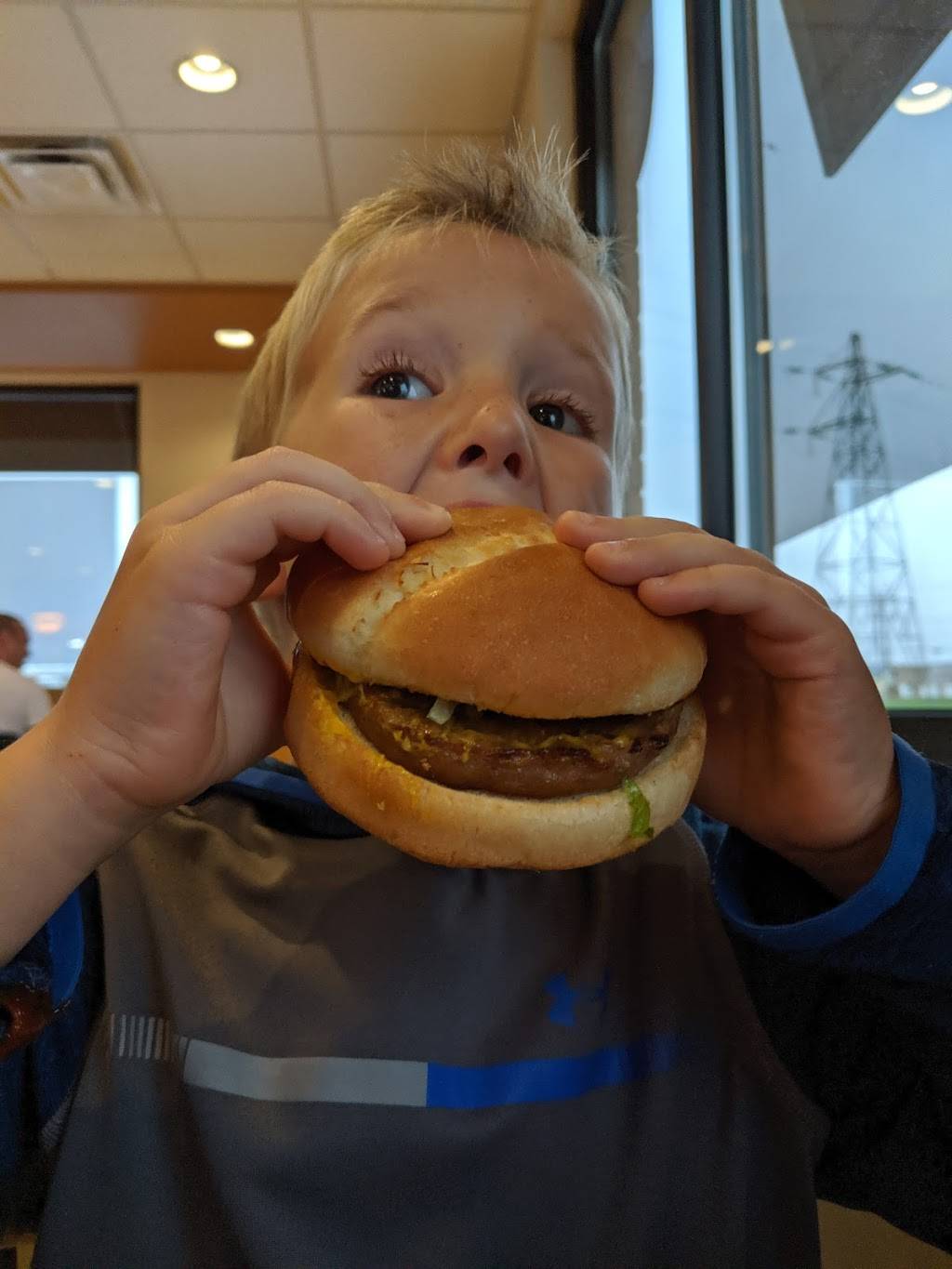 Harveys | restaurant | 811 Erie St, Stratford, ON N4Z 1A1, Canada | 5192722917 OR +1 519-272-2917