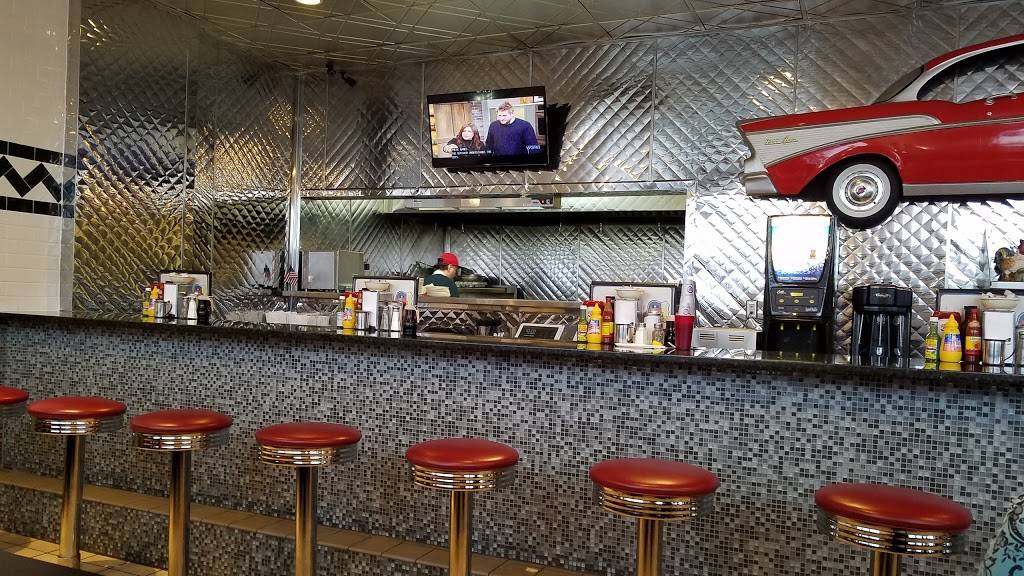 Steak N Egger | restaurant | 5611 S Archer Rd, Summit, IL 60501, USA | 7085460678 OR +1 708-546-0678