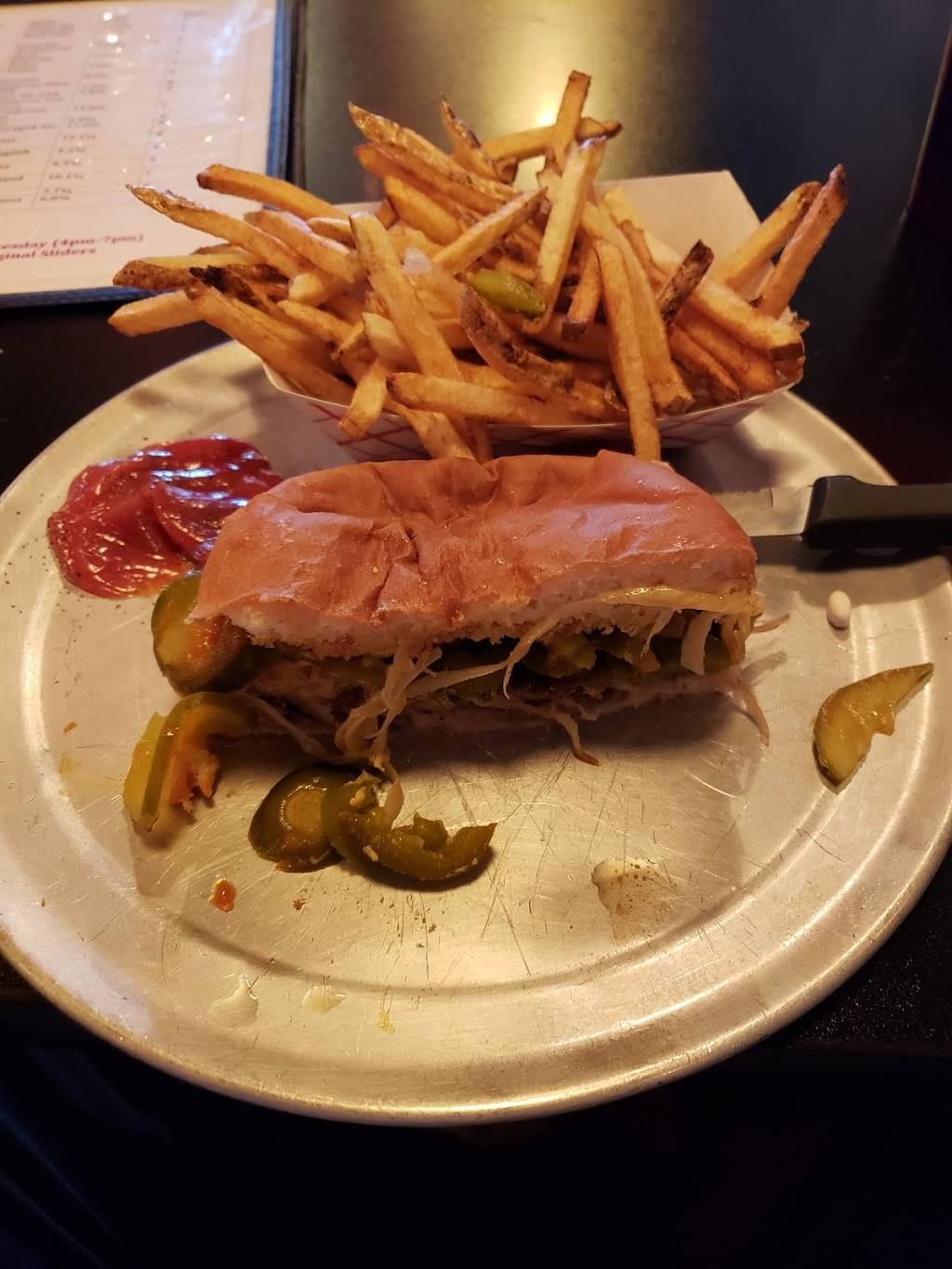 Joes Hamburgers | restaurant | 3041 Biddle Ave, Wyandotte, MI 48192, USA | 7342850420 OR +1 734-285-0420