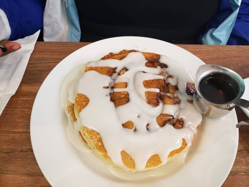 Staks Pancake Kitchen | restaurant | 4615 Poplar Ave #102, Memphis, TN 38117, USA | 9015092367 OR +1 901-509-2367