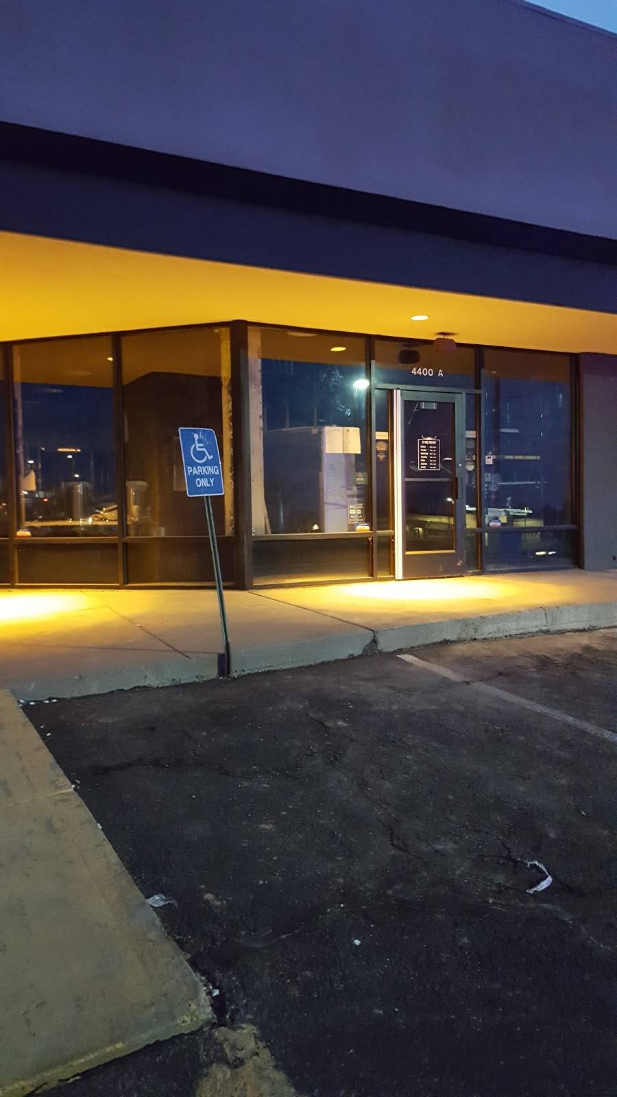 Pizza Hut | meal delivery | 4400 Wyoming Blvd NE, Albuquerque, NM 87109, USA | 5052932500 OR +1 505-293-2500