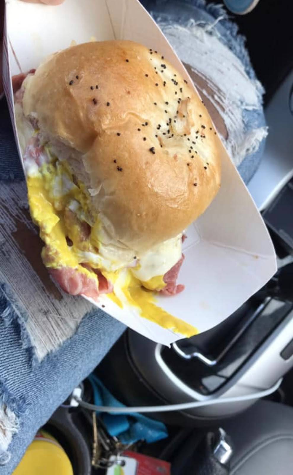 Mr. Corned Beef | restaurant | 17819 W Seven Mile Rd, Detroit, MI 48235, USA | 3132466146 OR +1 313-246-6146