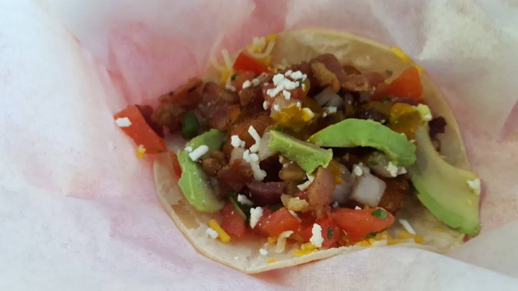 Fuzzys Taco Shop | restaurant | 310 E Hawkins Pkwy, Longview, TX 75605, USA | 9036637545 OR +1 903-663-7545