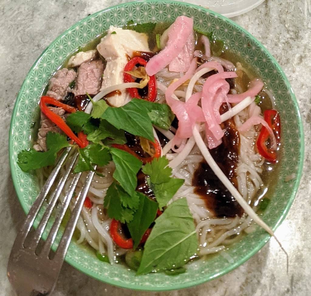 Little Miss Ha Vietnamese Cuisine | restaurant | 915 Houston Northcutt Blvd, Mt Pleasant, SC 29464, USA | 8433887251 OR +1 843-388-7251