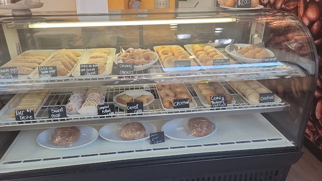 las paisitas cafe | restaurant | 23 Central Ave, Lynn, MA 01901, USA | 7815847060 OR +1 781-584-7060