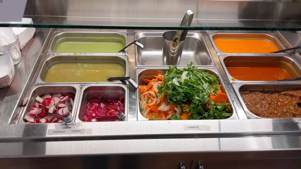 Victoricos Mexican Food | restaurant | 2145 NE Town Center Dr, Hillsboro, OR 97006, USA | 5034662819 OR +1 503-466-2819