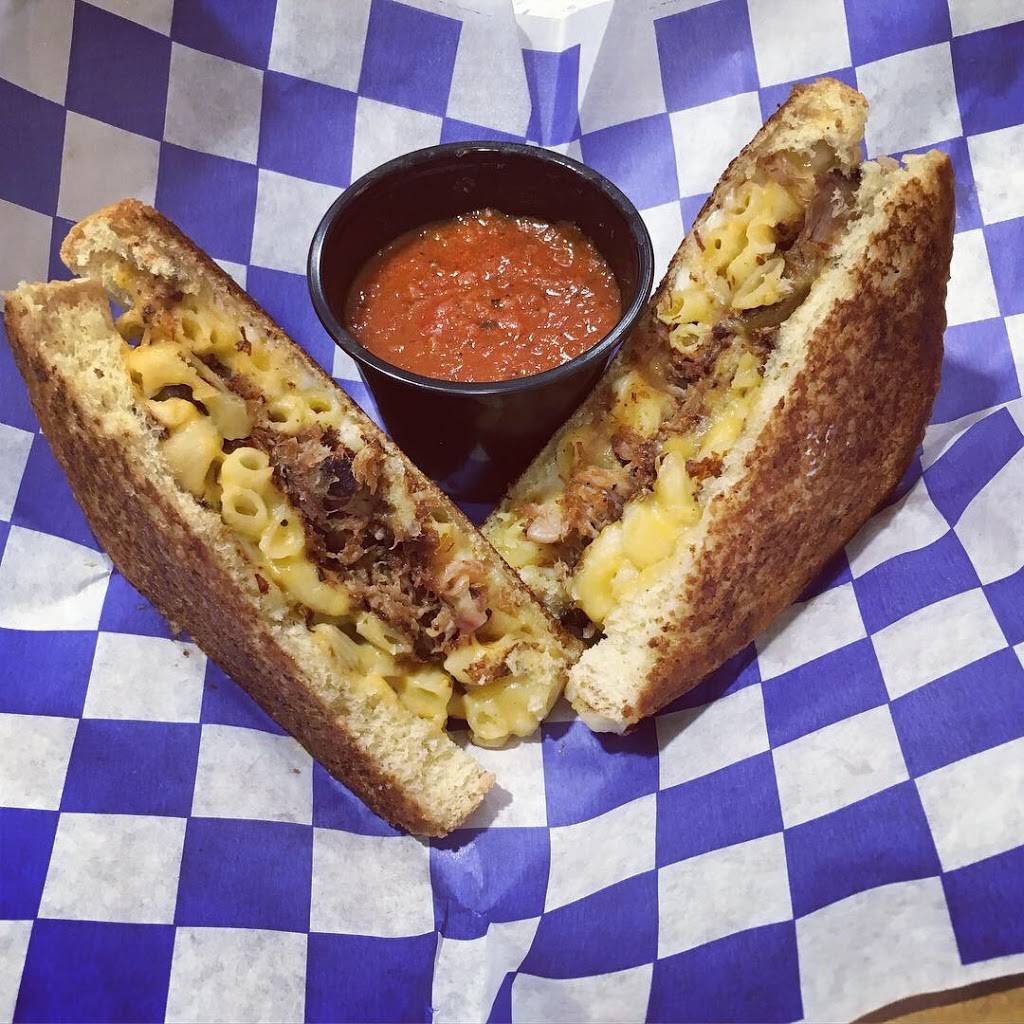 Truck Norris STL | restaurant | Mobile, Ballwin, MO 63021, USA | 3147952510 OR +1 314-795-2510