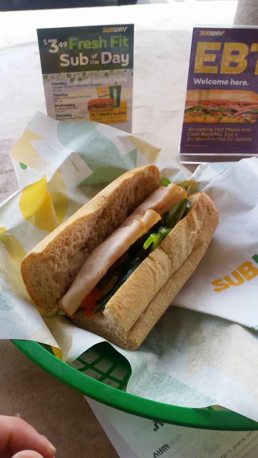 Subway Restaurants | restaurant | 2835 N 16th St Suite 5, Phoenix, AZ 85006, USA | 6022302862 OR +1 602-230-2862