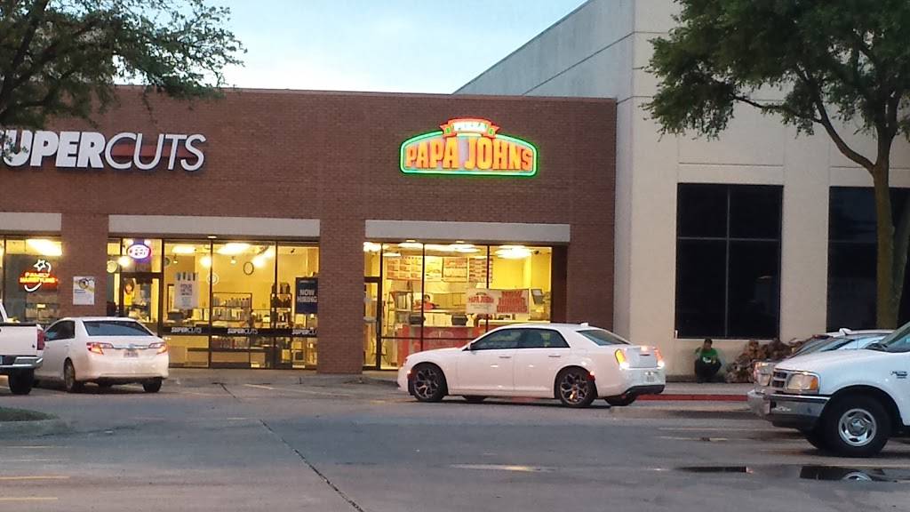 Papa Johns Pizza | restaurant | 2300 14th St Ste 125, Plano, TX 75074, USA | 9724233555 OR +1 972-423-3555