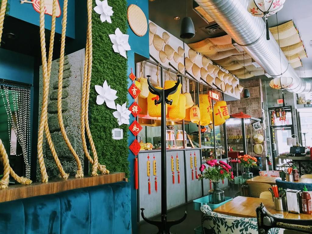 Madame Woo | restaurant | 295 Rue des Forges, Trois-Rivières, QC G9A 2G9, Canada | 8198415159 OR +1 819-841-5159