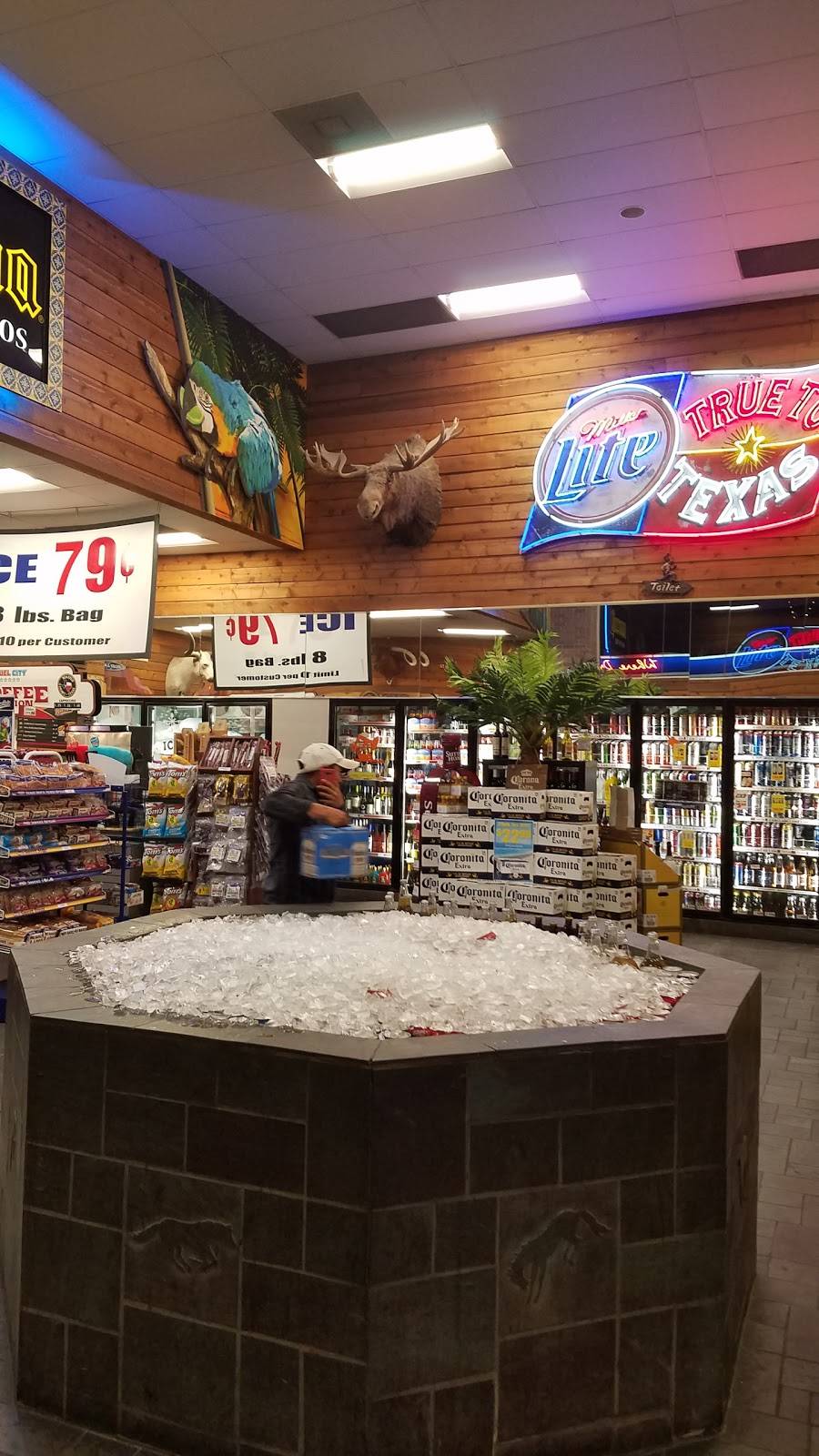 Fuel City | restaurant | 801 S Riverfront Blvd, Dallas, TX 75207, USA | 2144260011 OR +1 214-426-0011