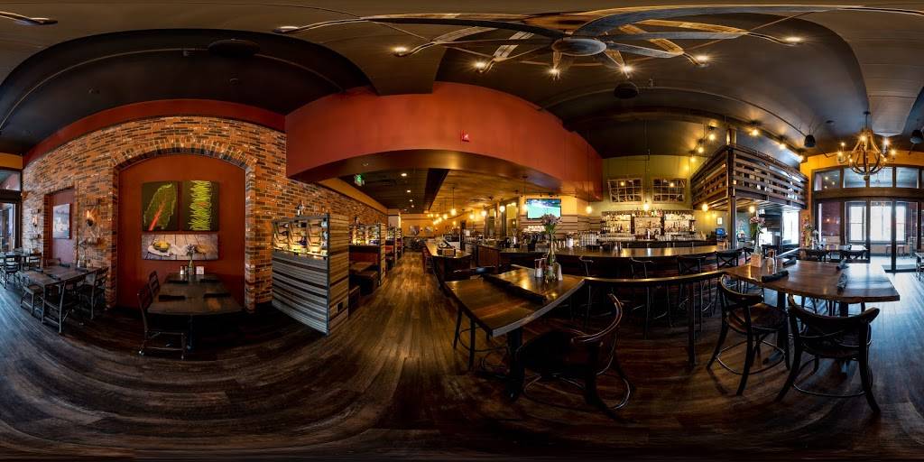 Revolve Food & Wine | restaurant | 10024 Main St, Bothell, WA 98011, USA | 4252876420 OR +1 425-287-6420