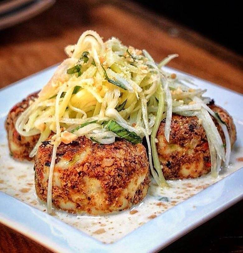 Coastal Kitchen & Daquiri Bar | restaurant | 12 E Main St, Bay Shore, NY 11706, USA | 6316653030 OR +1 631-665-3030