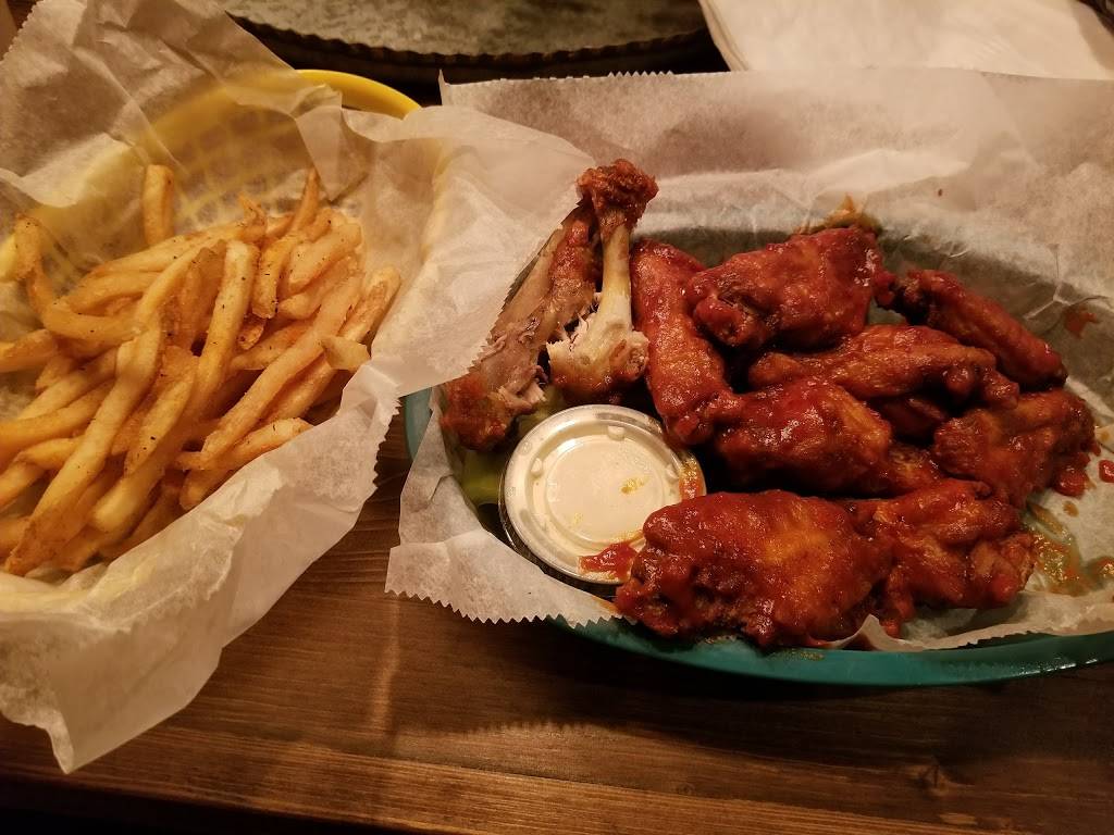 Phish Tales | restaurant | 1445 SW Main Blvd #170, Lake City, FL 32025, USA | 3867550490 OR +1 386-755-0490