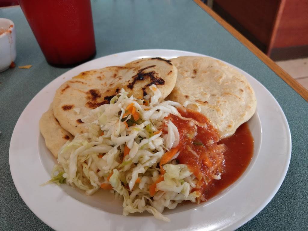 El Chalate Restaurant | restaurant | 8119 E Colfax Ave, Denver, CO 80220, USA | 3033330818 OR +1 303-333-0818