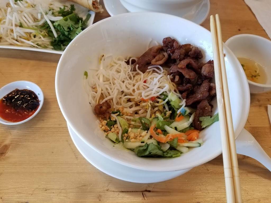 Pho Legend | restaurant | 209 Vermont Ave, Los Angeles, CA 90004, USA | 2133813300 OR +1 213-381-3300