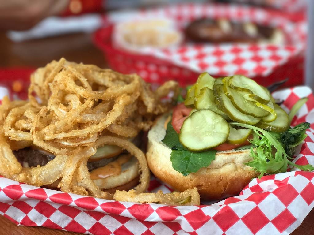 Basement Burger Bar | restaurant | 42452 Ford Rd, Canton, MI 48187, USA | 7349270100 OR +1 734-927-0100