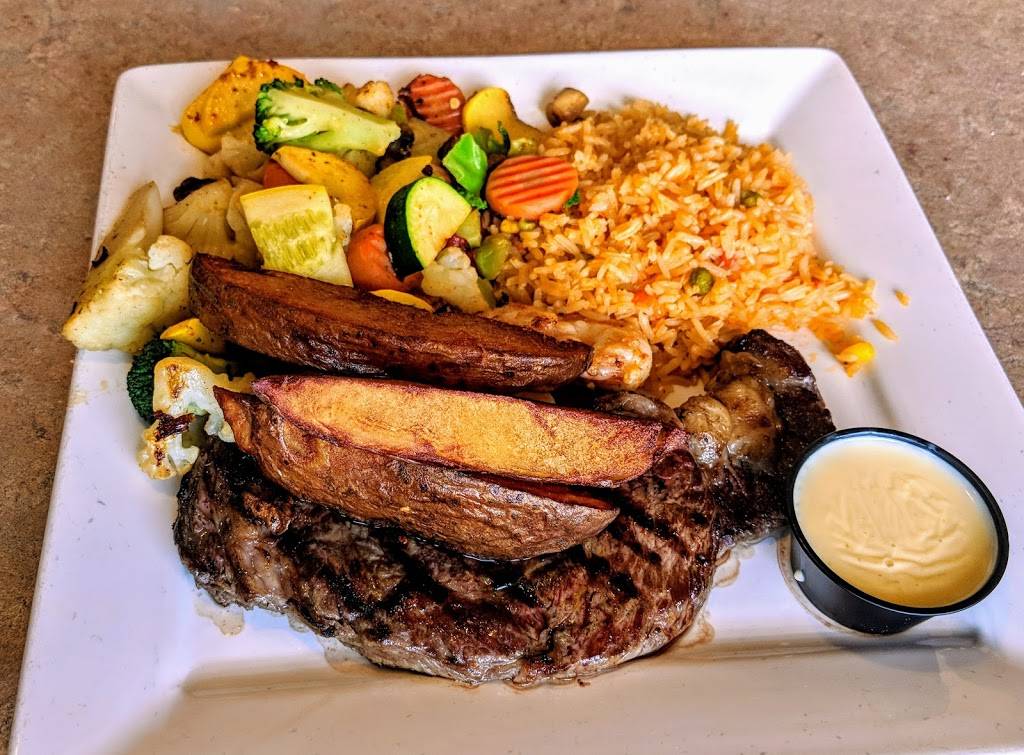 La Hacienda Mexican Restaurant | restaurant | 5905 W Kellogg Dr, Wichita, KS 67209, USA | 3164258711 OR +1 316-425-8711