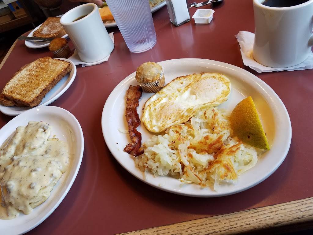 Tonys Cafe | restaurant | 1030 McHenry Ave, Crystal Lake, IL 60014, USA | 8154778118 OR +1 815-477-8118