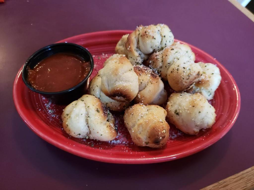 The Upper Crust | restaurant | 97 Sea Island Pkwy #201, Beaufort, SC 29907, USA | 8435211999 OR +1 843-521-1999