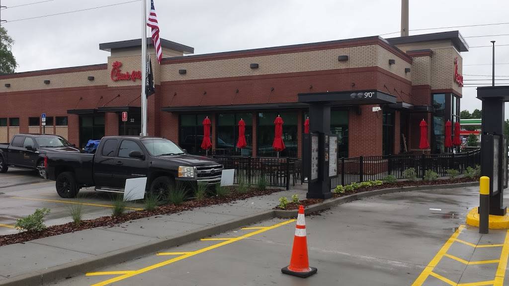 Chick-fil-A | restaurant | 32 E Mitchell Hammock Rd, Oviedo, FL 32765, USA | 4073657657 OR +1 407-365-7657