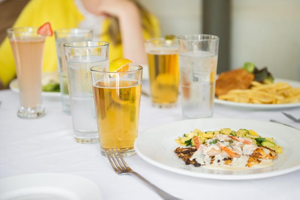 City Club Grill and Bar | restaurant | 1 Degaulle Square, Lafayette, LA 70508, USA | 3372166507 OR +1 337-216-6507