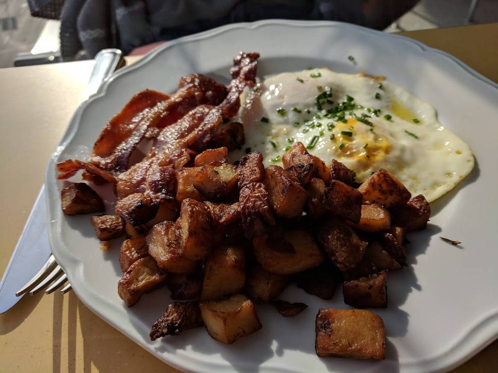 Easys | restaurant | Beverly Center, 8500 Beverly Blvd, Los Angeles, CA 90048, USA | 4243133458 OR +1 424-313-3458