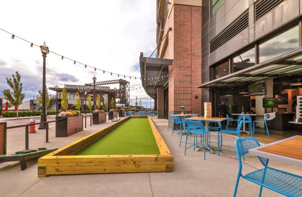 Backyard Bocce | restaurant | 1059 Old River Rd, Cleveland, OH 44113, USA | 2165231504 OR +1 216-523-1504