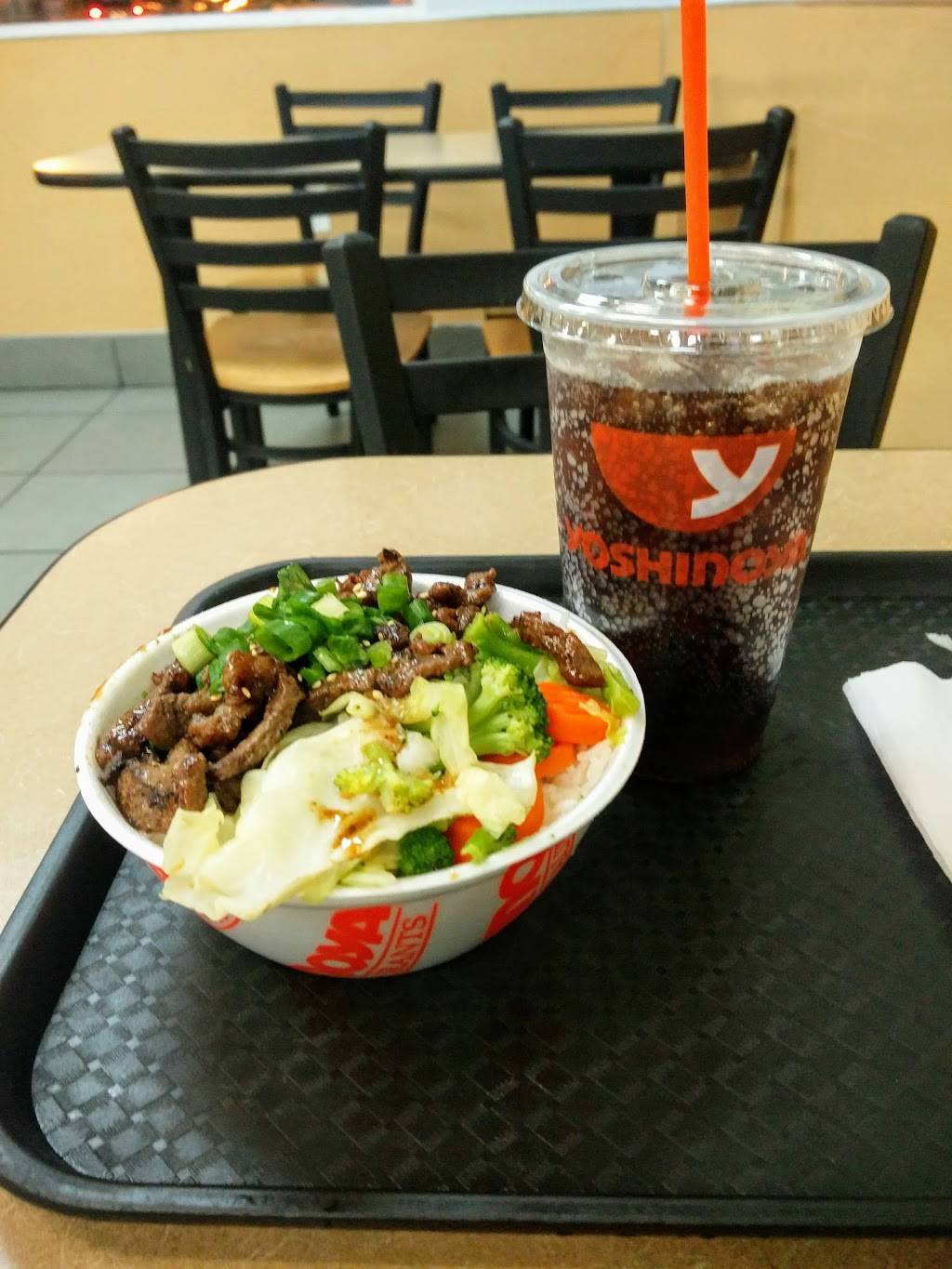 Yoshinoya Avenue P & County Club | restaurant | 540 W Avenue P, Palmdale, CA 93551, USA | 6612730637 OR +1 661-273-0637